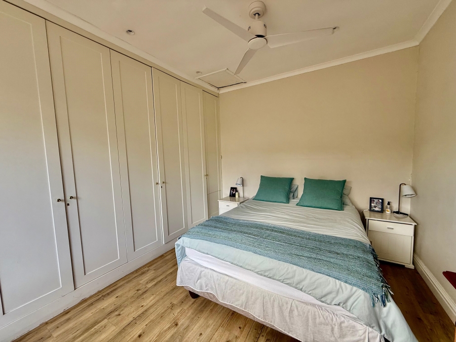To Let 1 Bedroom Property for Rent in Harfield Village Western Cape